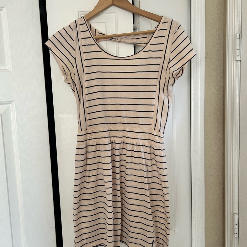 O’Neill Striped Light Pink Striped Tie-Back Dress Medium